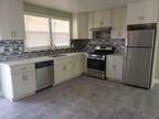 Oakland, Beautiful and Spacious 2BD/1BA Available now!