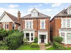 1 bedroom flat for rent in Station Road, Petersfield, GU32