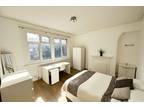Room to rent in Surbiton, KT5 - 35057708 on