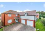 Hawthorn Close, Maidstone 5 bed detached house for sale -
