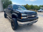 2005 Chevrolet Silverado 2500HD Crew Cab 153 WB 4WD LS