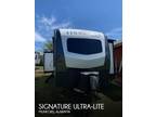 Rockwood Signature Ultra-Lite 8329SB Travel Trailer 2020