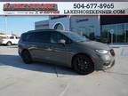 2023 Chrysler Pacifica Gray, new