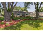 3725 W HARBOR DR, Bettendorf, IA 52722 Single Family Residence For Sale MLS#