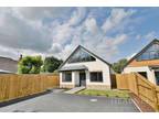 4 bedroom detached house for sale in Ferndown, BH22 - 35581752 on