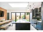 3 bed house for sale in Hydefield Close, N21, London