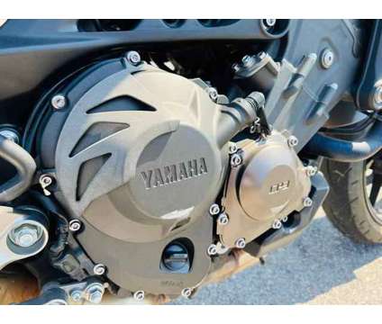 2015 Yamaha FZ-09 for sale is a Silver 2015 Yamaha Super Sport Motorcycle in Clarksville TN