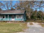 2125 Acadian Dr Abbeville, LA