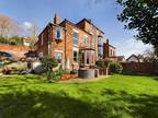 6 bed property for sale in Beaumont Fee, LN1, Lincoln