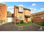 3 bedroom detached house for sale in Ashman Road, Thatcham, Berkshire, RG19