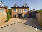 5 bed house for sale in Couplet Close, CA13, birdermouth