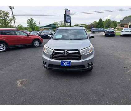 2014 Toyota Highlander for sale is a Silver 2014 Toyota Highlander Car for Sale in Kalamazoo MI