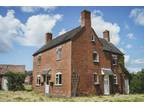 3 bedroom detached house for sale in Bromstead, Newport - 35438486 on