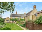 6 bedroom detached house for sale in Deeping Road, Baston, Peterborough