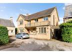 4 bedroom detached house for sale in Paganhill, Stroud, GL5