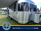 2024 Airstream Flying Cloud 25FB Queen 26ft