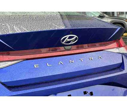 2021 Hyundai Elantra SE is a Blue 2021 Hyundai Elantra SE Sedan in Eugene OR