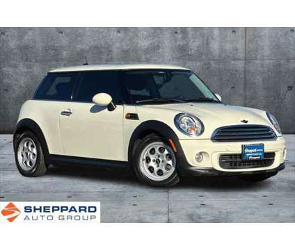 2013 MINI Cooper Hardtop Cooper is a White 2013 Mini Cooper 2dr Hatchback in Eugene OR