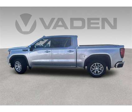 2021 GMC Sierra 1500 4WD Crew Cab Short Box SLT is a Silver 2021 GMC Sierra 1500 Truck in Savannah GA