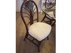 Beautiful Wicker Dining Table for 4