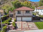 28811 Park Woodland Pl, Saugus, CA 91390