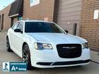 2018 Chrysler 300 Touring 4dr Sedan