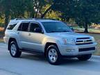 2005 Toyota 4Runner SR5 4dr SUV w/V6