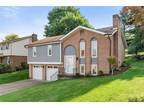 111 MEADOW HEIGHTS DR Pittsburgh, PA
