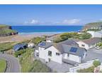 Tredragon Close, Mawgan Porth, TR8 4 bed detached house for sale - £