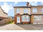 2 bed house for sale in St. Lawrence Road, RM14, Upminster
