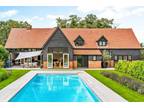 5 bedroom barn conversion for sale in 'Hoppers Barn' Watton Road, Datchworth