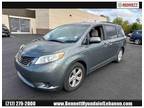 2014 Toyota Sienna LE V6 8 Passenger