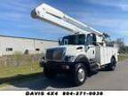 2006 International 7300 4X4 7300 DT466 Pre-emissions Altec Bucket Truck 2006