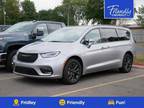 2021 Chrysler Pacifica Silver, 72K miles