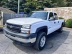 2006 Chevrolet Silverado 2500HD Crew Cab 153 WB 2WD Work Truck