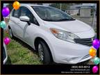 2015 Nissan Versa Note SV Hatchback 4D