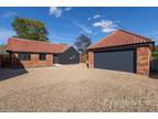 3 bed house for sale in Station Road, NR15, Norwich