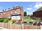 Cross Green Lane, Halton, Leeds, West Yorkshire 4 bed terraced house for sale -