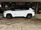 2024 Jeep Compass White, new