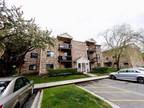 Condo For Rent In Arlington Heights, Illinois