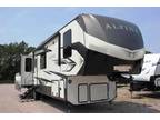 2023 Keystone RV Keystone RV Alpine 3720MD 42ft