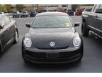 2013 Volkswagen Beetle Coupe 2.5L w/Sun