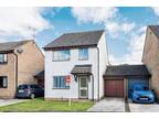3 bedroom detached house for sale in Thorney Leys, WITNEY, OX28