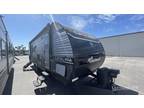 2024 Coachmen Catalina Legacy Edition 263BHSCK 33ft