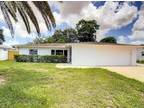 3750 Mundy Ridge Dr, Sarasota, FL 34233