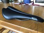LIV Contact Forward Particle Flow Womens Saddle