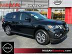 2019 Nissan Pathfinder S