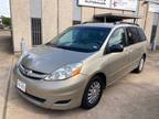 2010 Toyota Sienna 5dr 7-Pass Van LE FWD