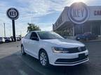 2015 Volkswagen Jetta SE Sedan 4 Dr