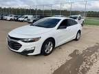 2020 Chevrolet Malibu White, 42K miles